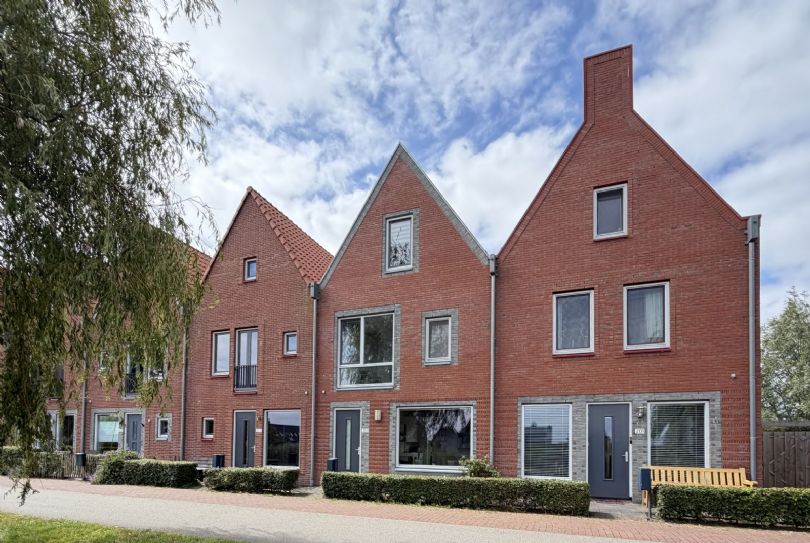 Huis te huur in Meerstad aan Oeverpad 203 – 5 kamers, 124 m²