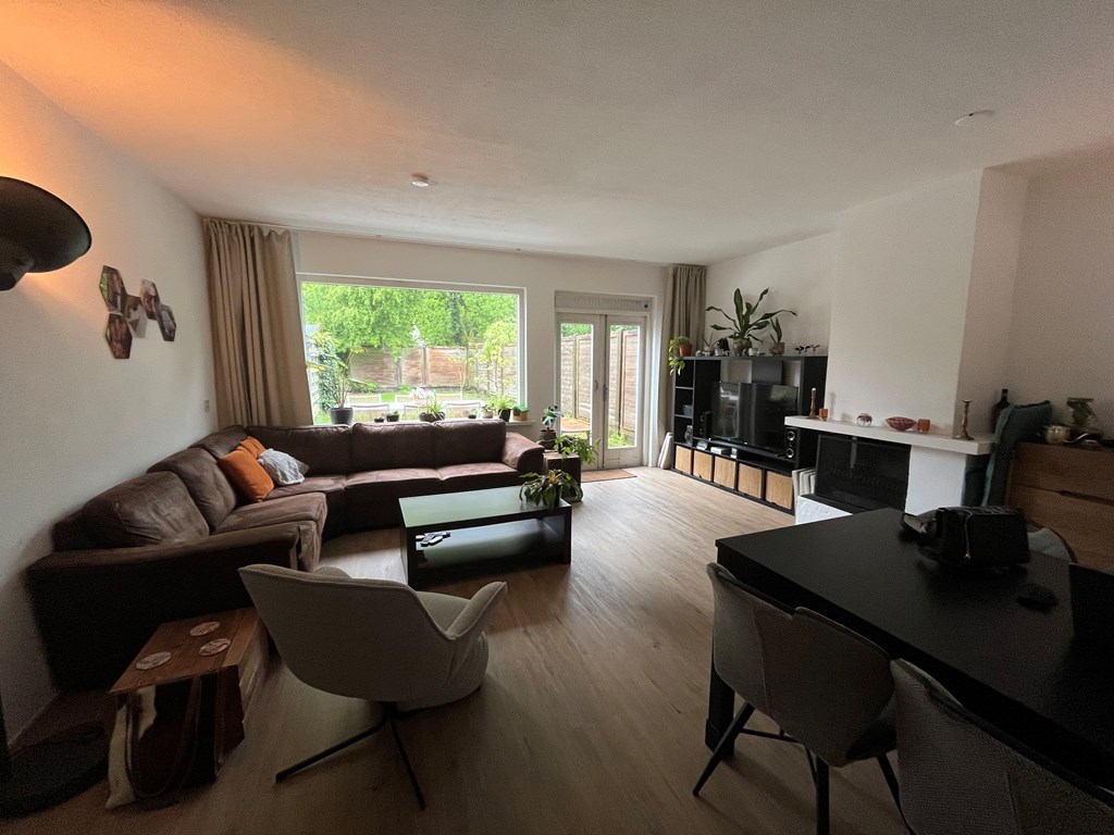 Huis te huur in Apeldoorn aan Rakkersveld 202 – 7 kamers, 112 m²