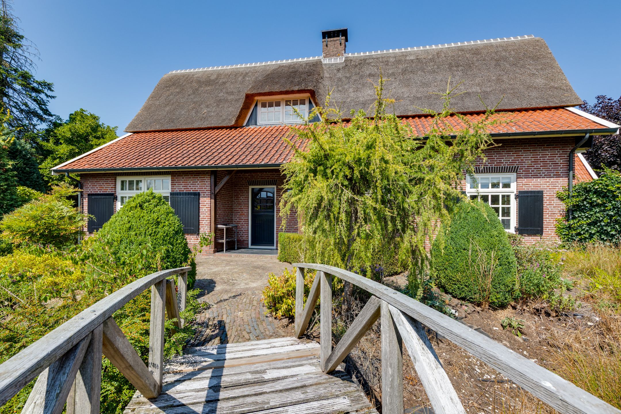 Huis te huur in Vragender aan Oude Winterswijkseweg 31 – 7 kamers, 242 m²