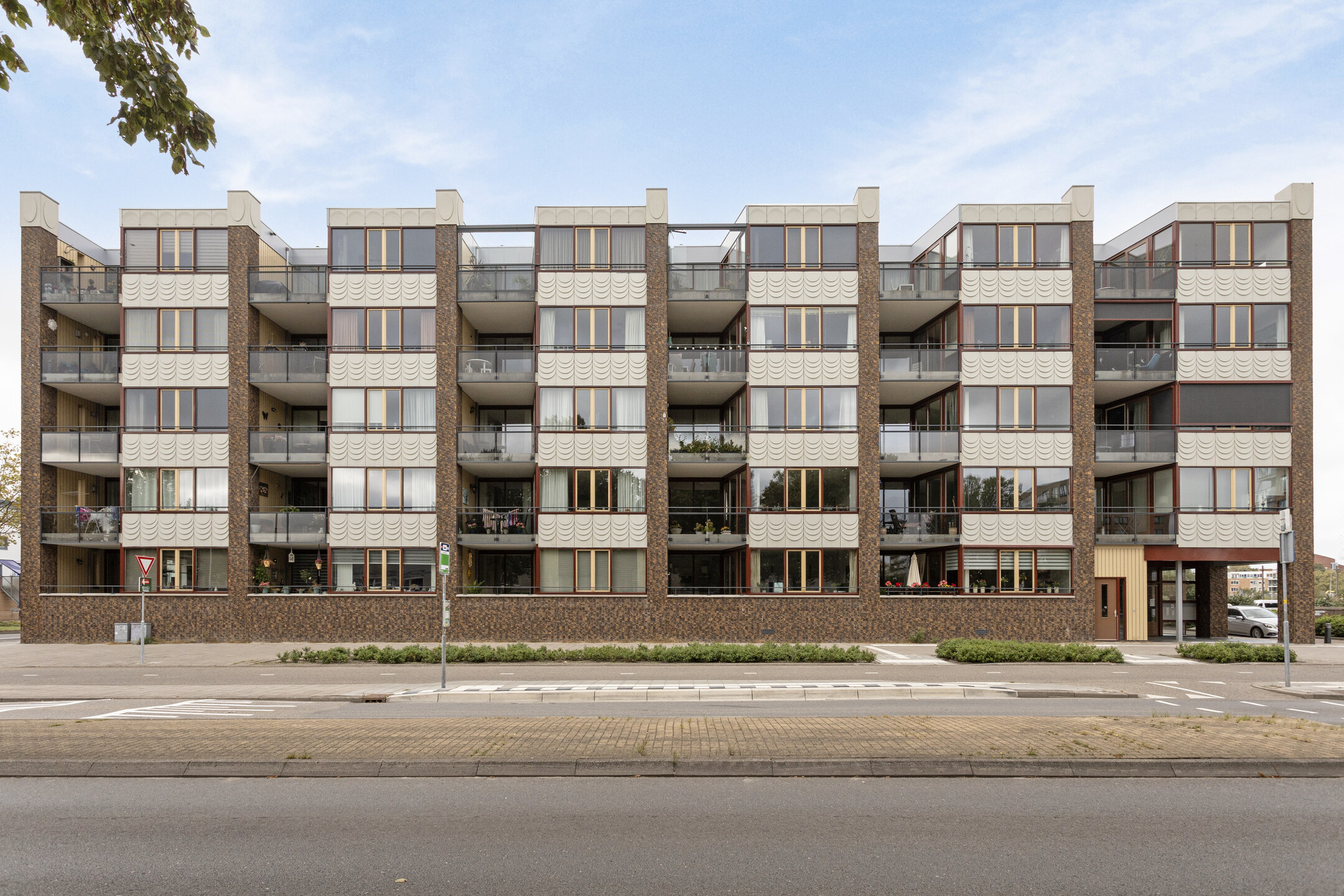 Appartement te huur in Alphen aan den Rijn aan Zuidpoolsingel 374 – 3 kamers, 101 m²
