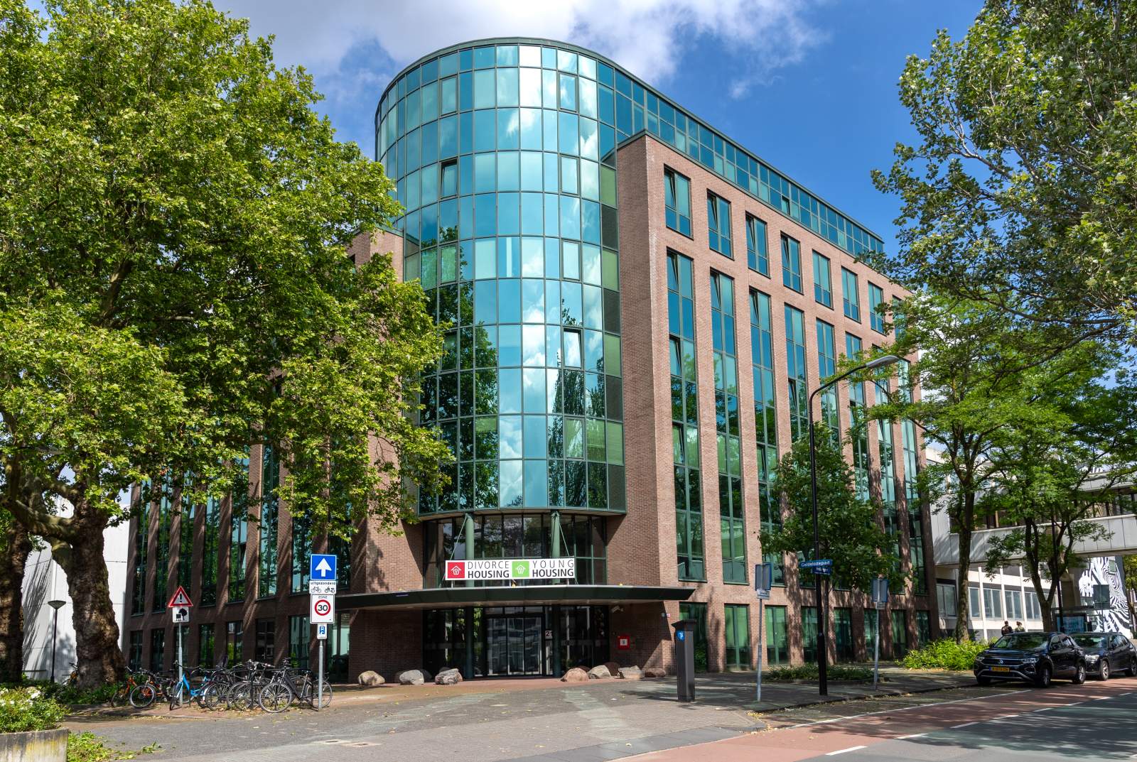 Kamer te huur in Dordrecht aan Hellingen – 1 kamers, 16 m²