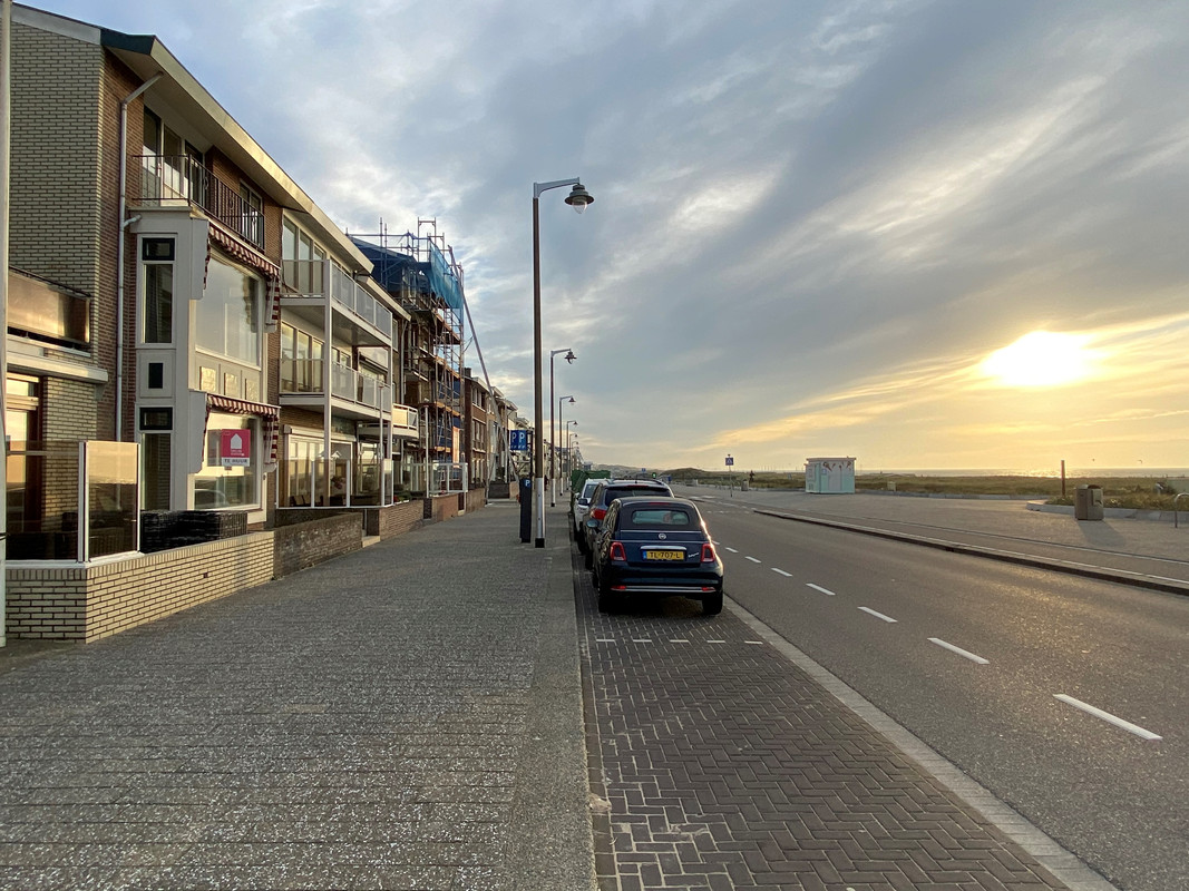 Huis te huur in Katwijk aan Boulevard 13 – 10 kamers, 235 m²