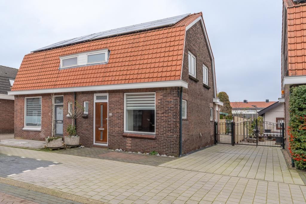 Huis te huur in Krimpen aan den IJssel aan Kortlandstraat 37 – 4 kamers, 117 m²