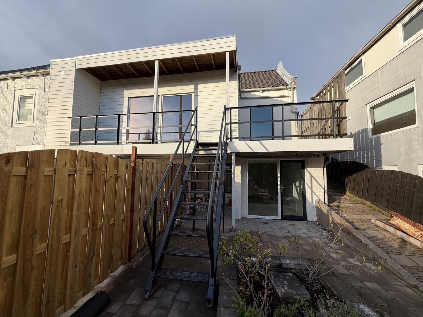 Huis te huur in Pernis aan Pastoriedijk 280 – 5 kamers, 128 m²