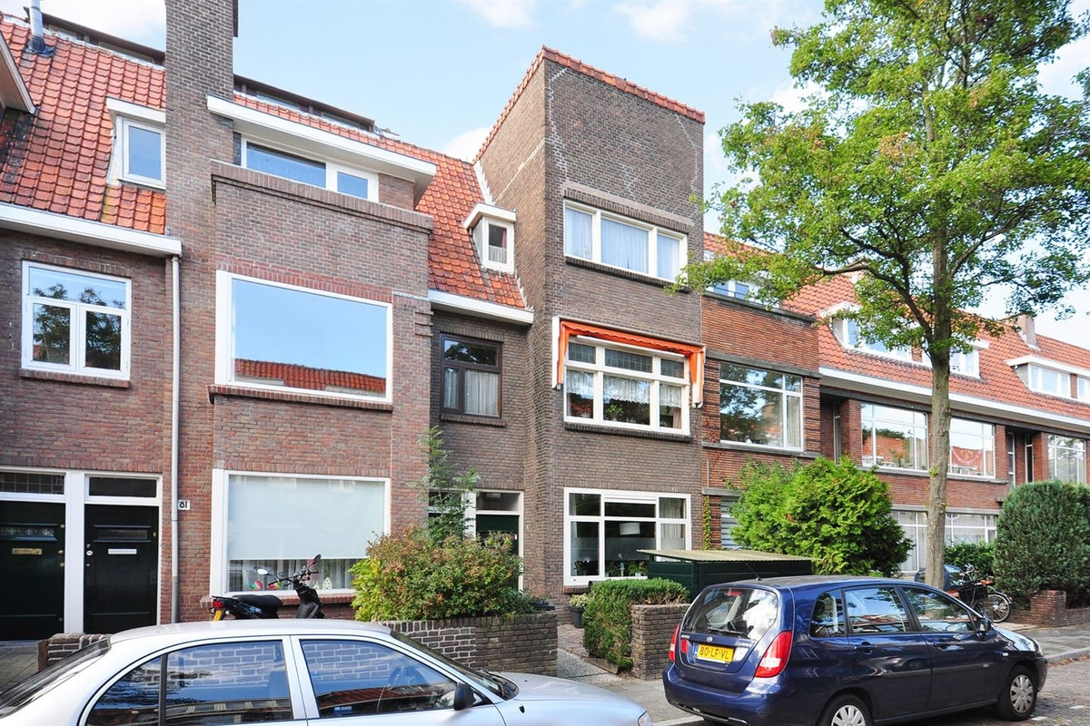 Appartement te huur in Rijswijk aan Da Costalaan 83 – 7 kamers, 105 m²