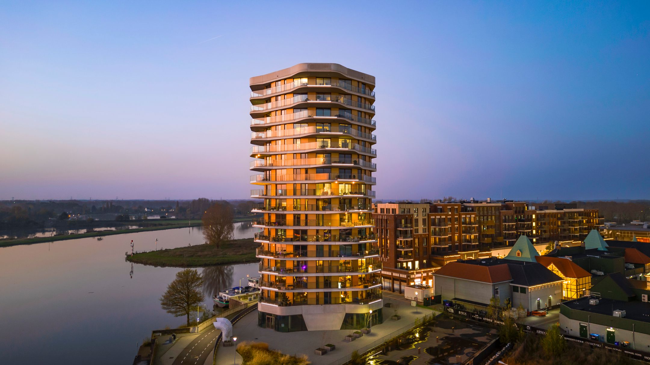Appartement te huur in Roermond aan Maashaven 718 – 4 kamers, 118 m²