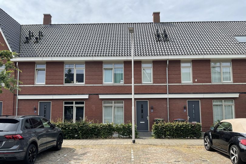 Huis te huur in Tilburg aan Willy den Oudenstraat 15 – 4 kamers, 127 m²