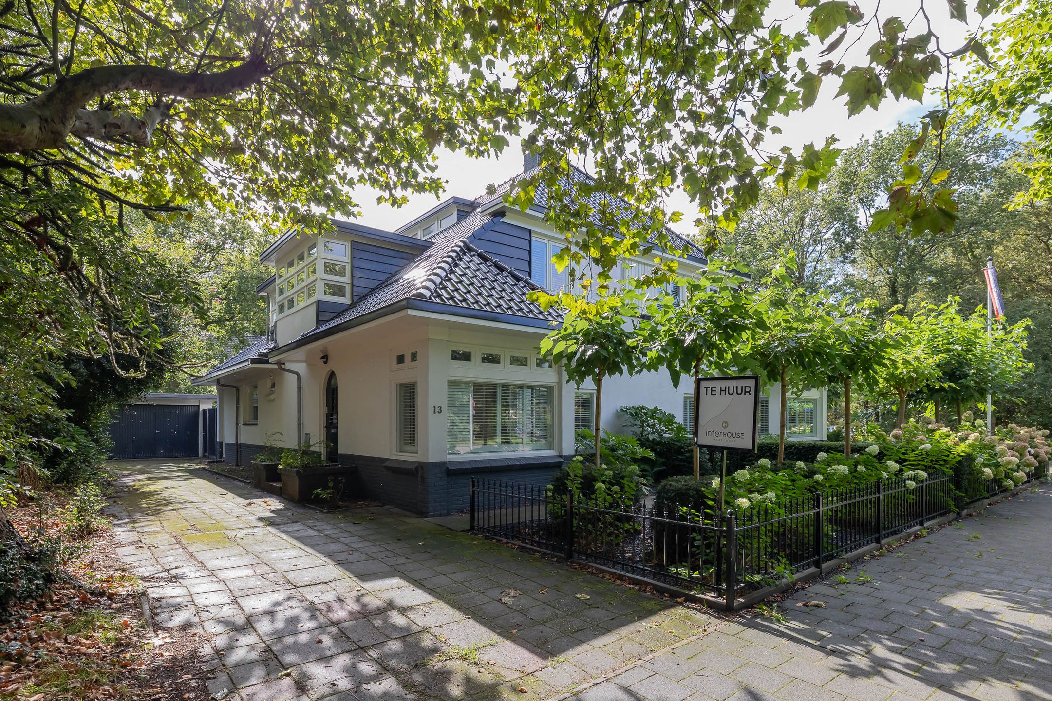 Huis te huur in Velsen-Zuid aan Ver Loren van Themaatlaan 13 – 4 kamers, 167 m²