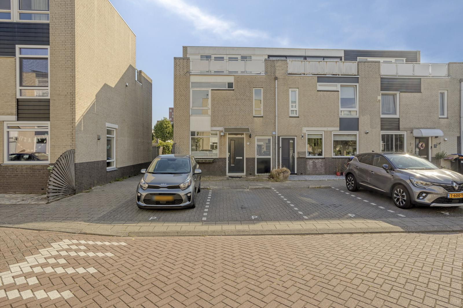 Huis te huur in Zaandam aan Wals 24 – 6 kamers, 134 m²