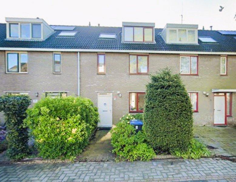 Huis te huur in Amstelveen aan Chirurgijn – 6 kamers, 141 m²