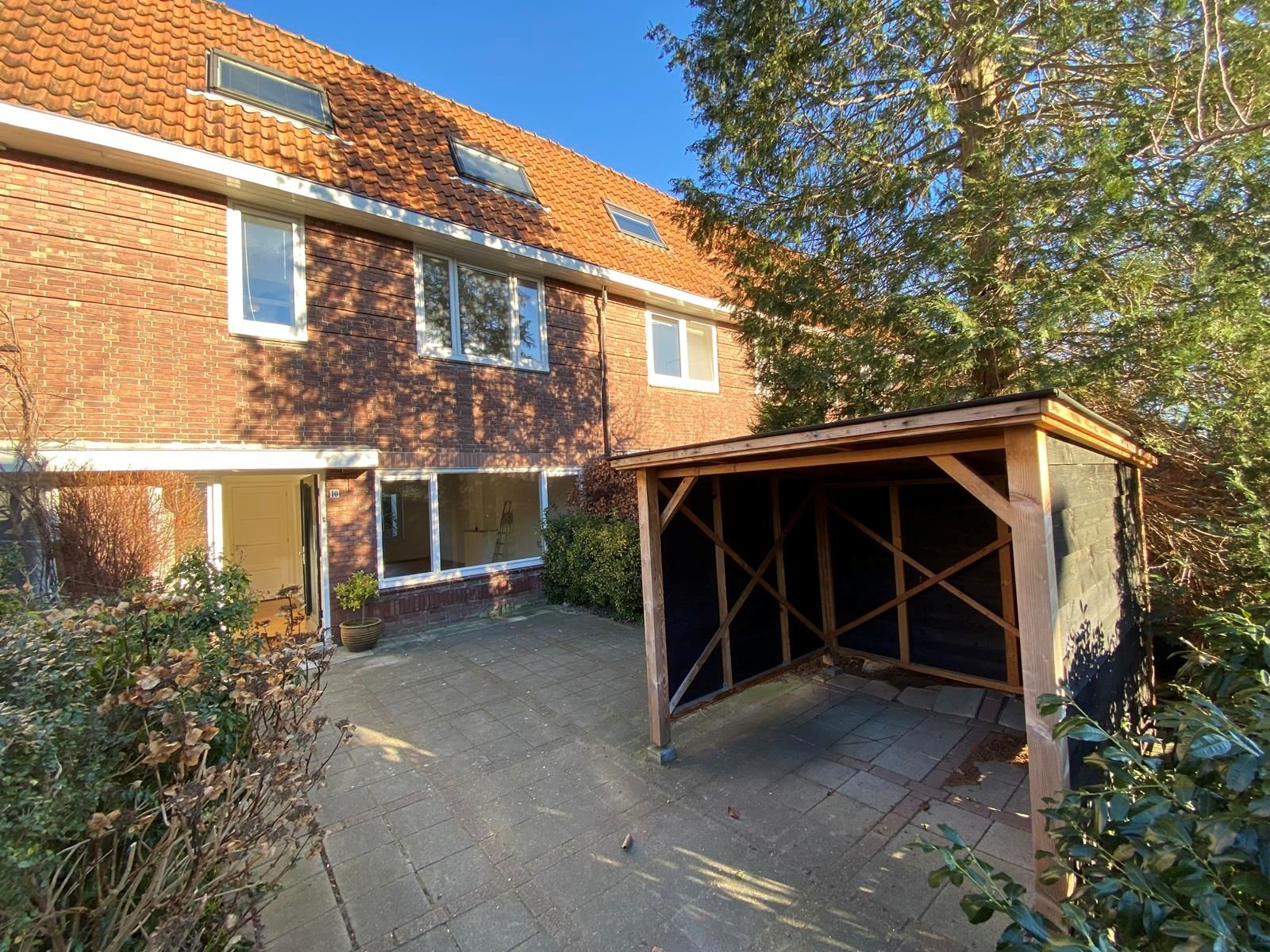 Huis te huur in Amstelveen aan Heemraadschapslaan 10 – 6 kamers, 150 m²