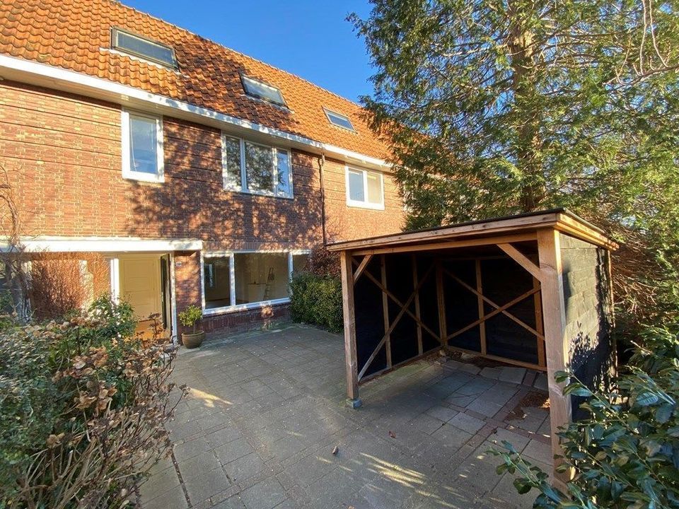 Huis te huur in Amstelveen aan Heemraadschapslaan – 6 kamers, 150 m²