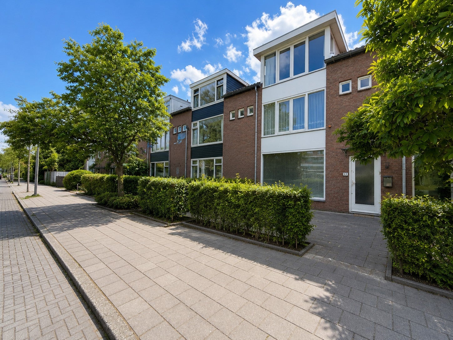 Huis te huur in Amstelveen aan Tulpenburg – 6 kamers, 150 m²