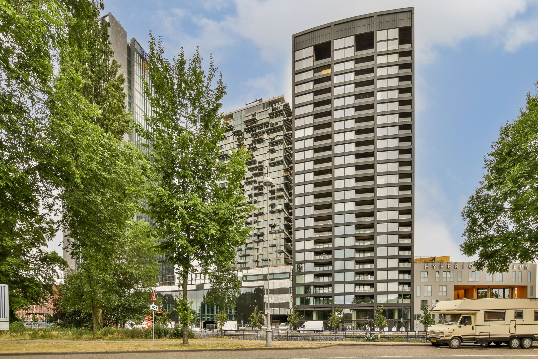 Appartement te huur in Amsterdam aan Badhuiskade 331 – 3 kamers, 115 m²
