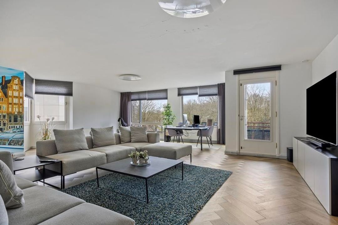 Appartement te huur in Amsterdam aan Beysterveld – 5 kamers, 197 m²