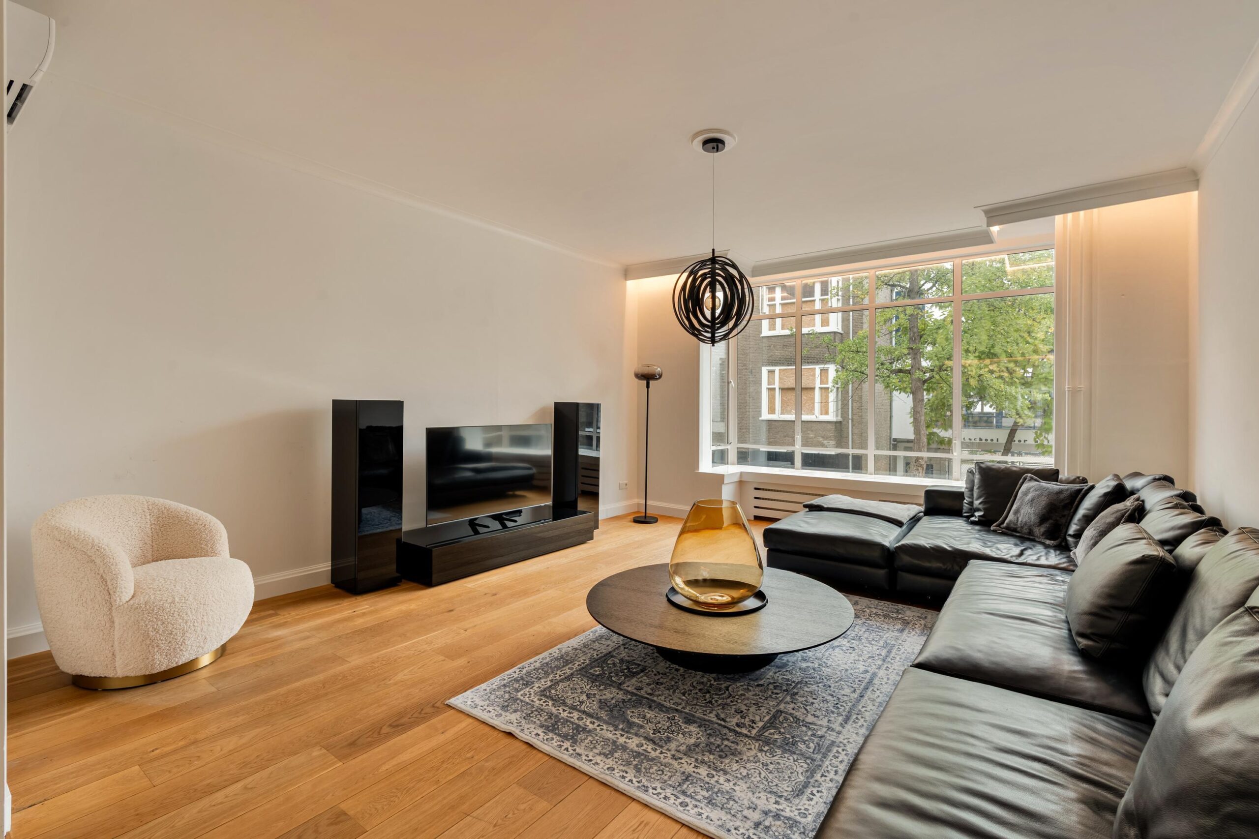 Appartement te huur in Amsterdam aan Cliostraat 69-1 – 3 kamers, 108 m²
