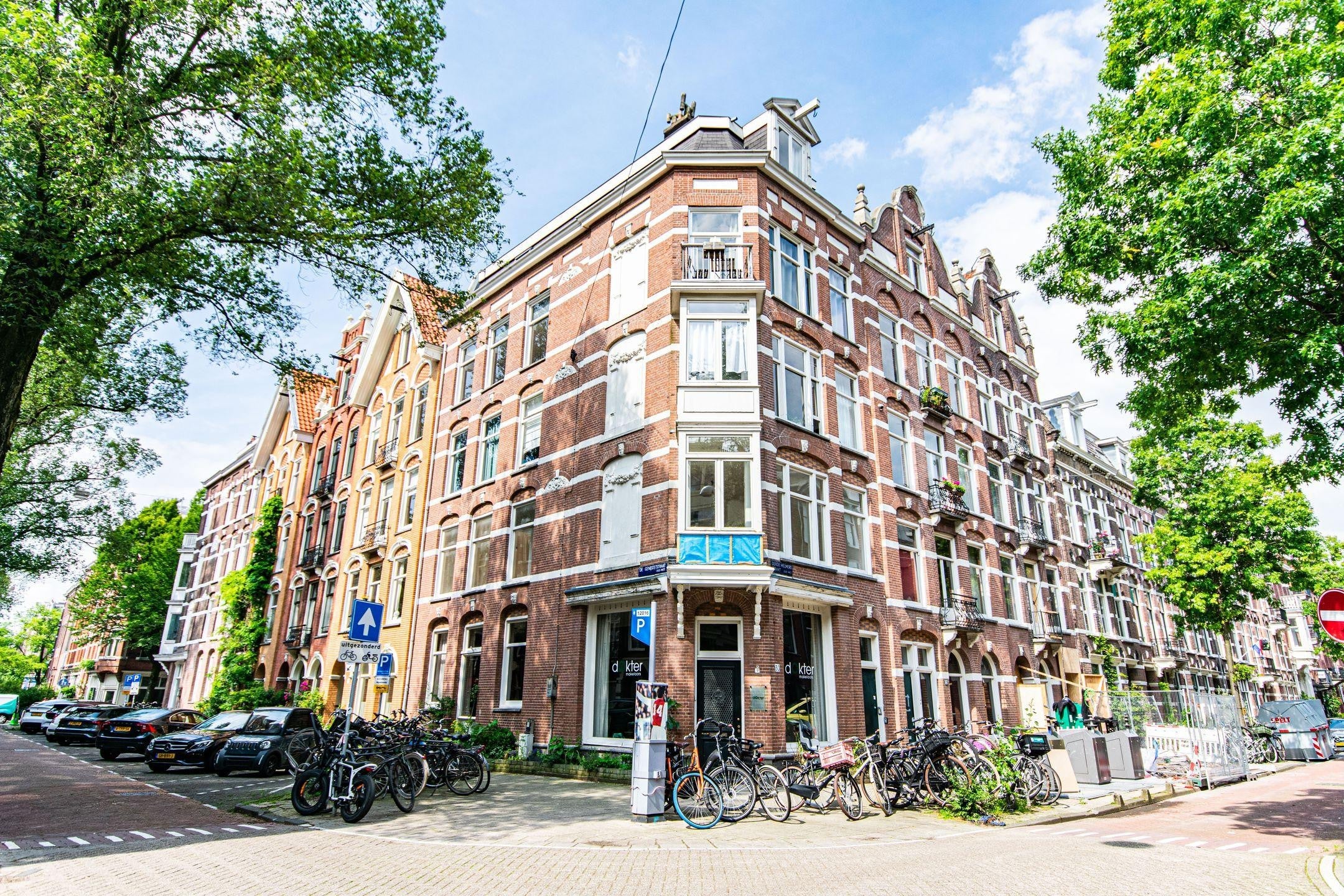 Appartement te huur in Amsterdam aan Derde Helmersstraat – 2 kamers, 66 m²