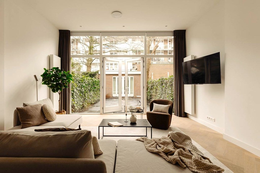 Appartement te huur in Amsterdam aan Eerste Jan van der Heijdenstraat 110-1 – 5 kamers, 140 m²