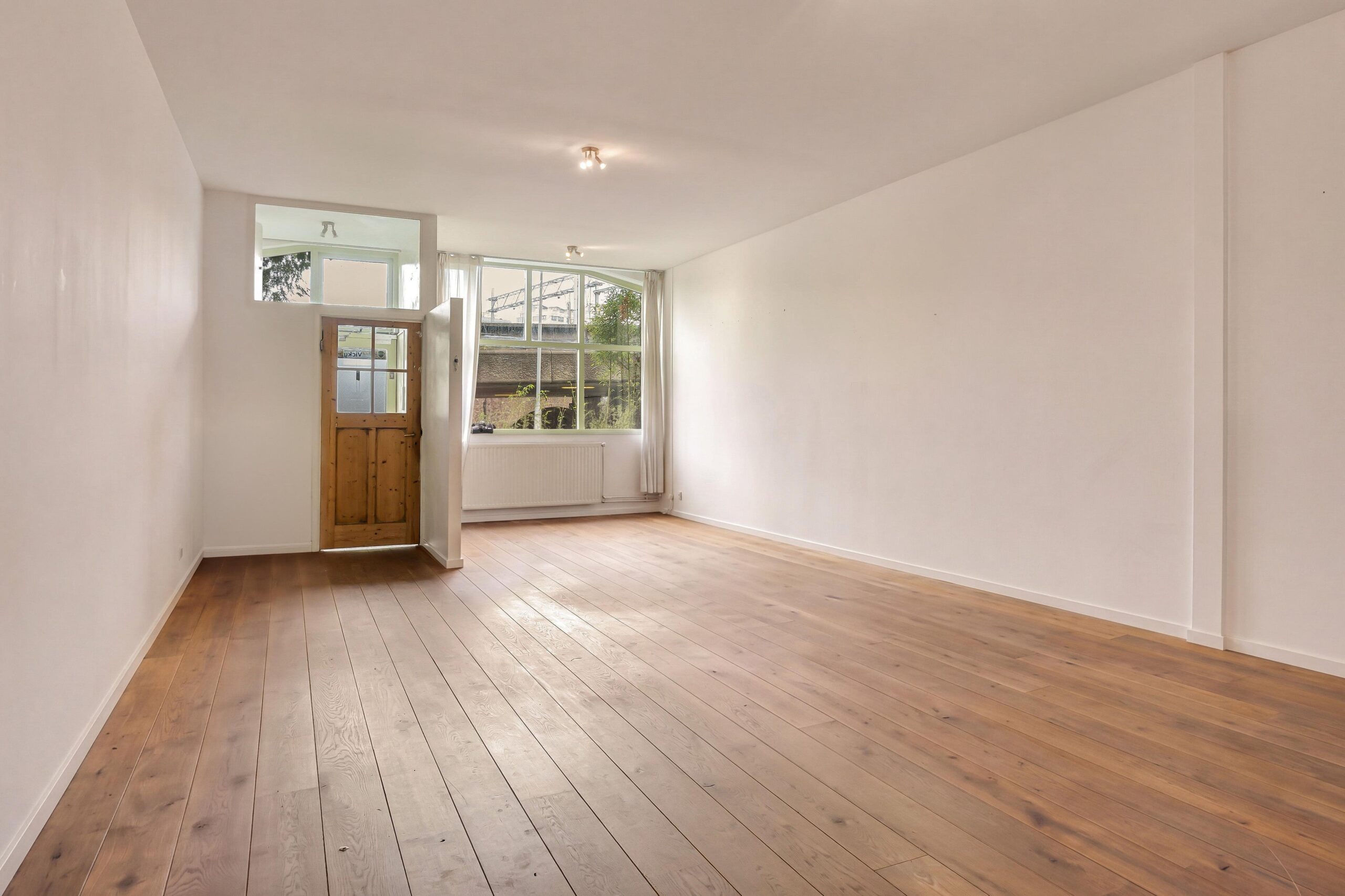 Appartement te huur in Amsterdam aan Haarlemmer Houttuinen – 2 kamers, 86 m²