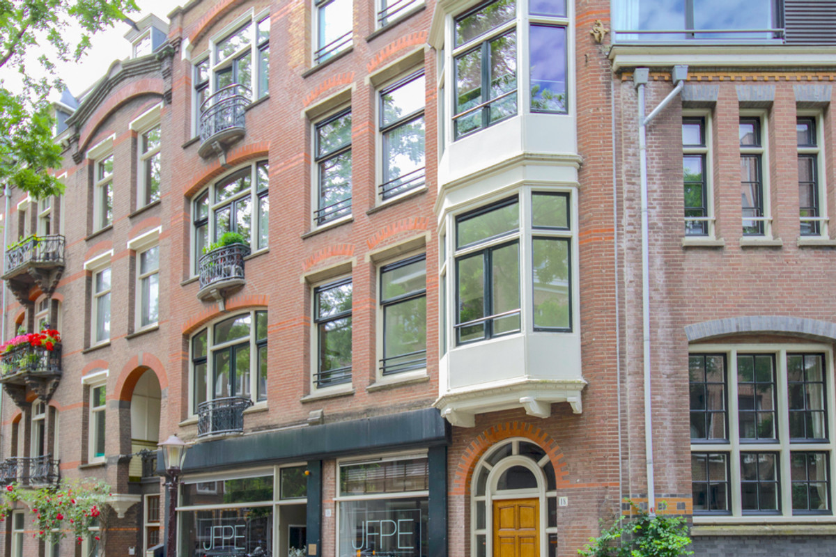 Appartement te huur in Amsterdam aan Hondecoeterstraat 18-1 – 3 kamers, 62 m²