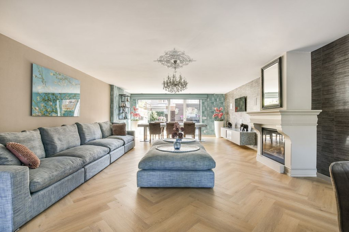 Huis te huur in Amsterdam aan Iwan Kantemanplein 28 – 6 kamers, 188 m²