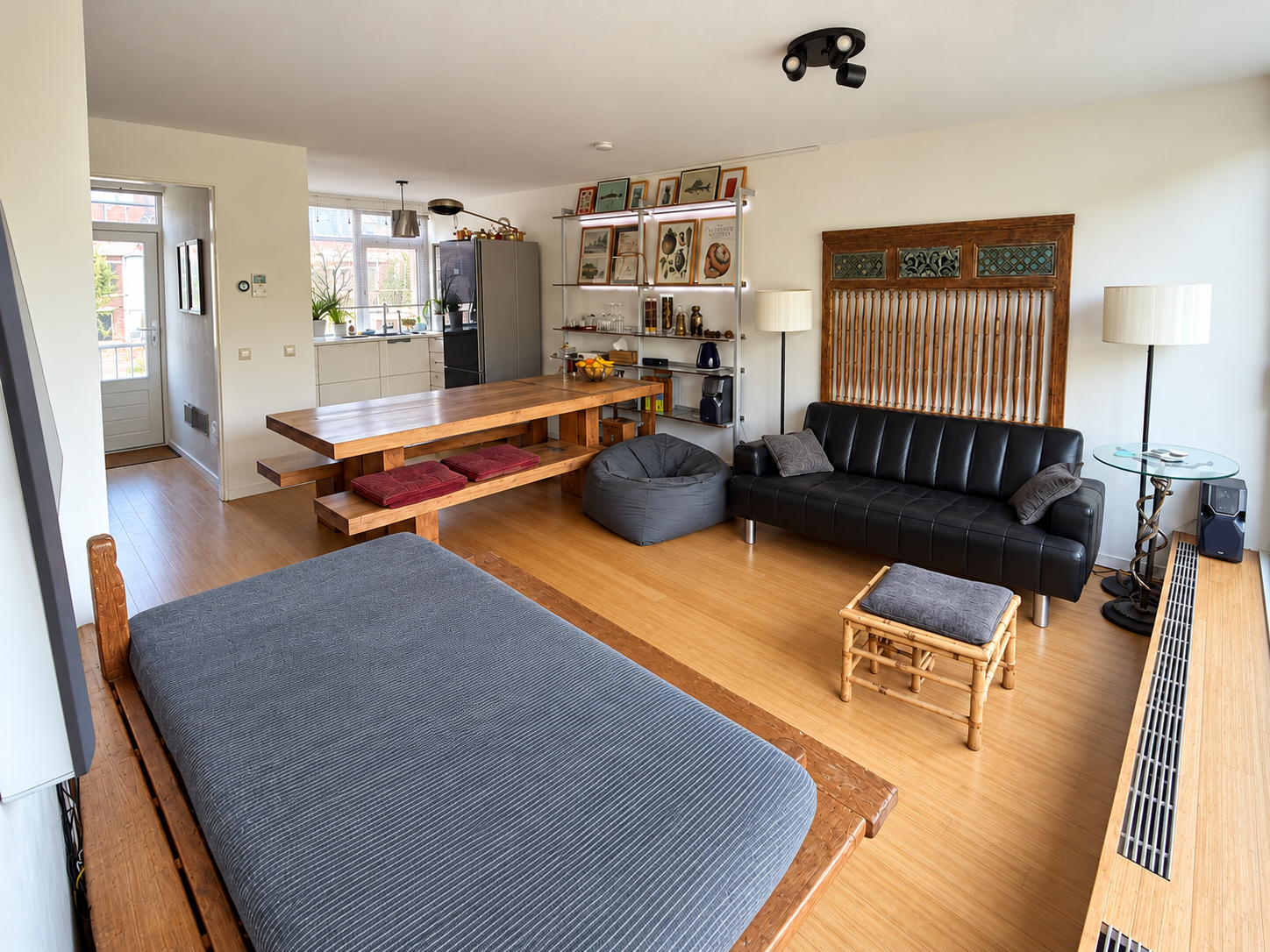 Appartement te huur in Amsterdam aan Jodenbreestraat 138D – 2 kamers, 79 m²