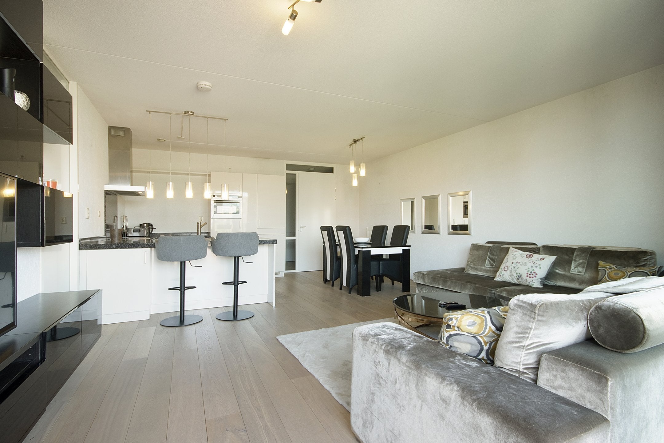 Appartement te huur in Amsterdam aan Johan Huijsenstraat – 3 kamers, 81 m²