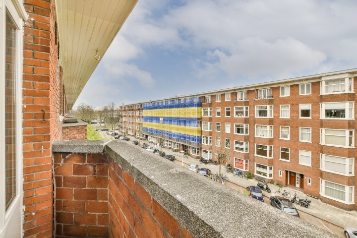 Appartement te huur in Amsterdam aan Kinderdijkstraat 63-2 – 5 kamers, 123 m²