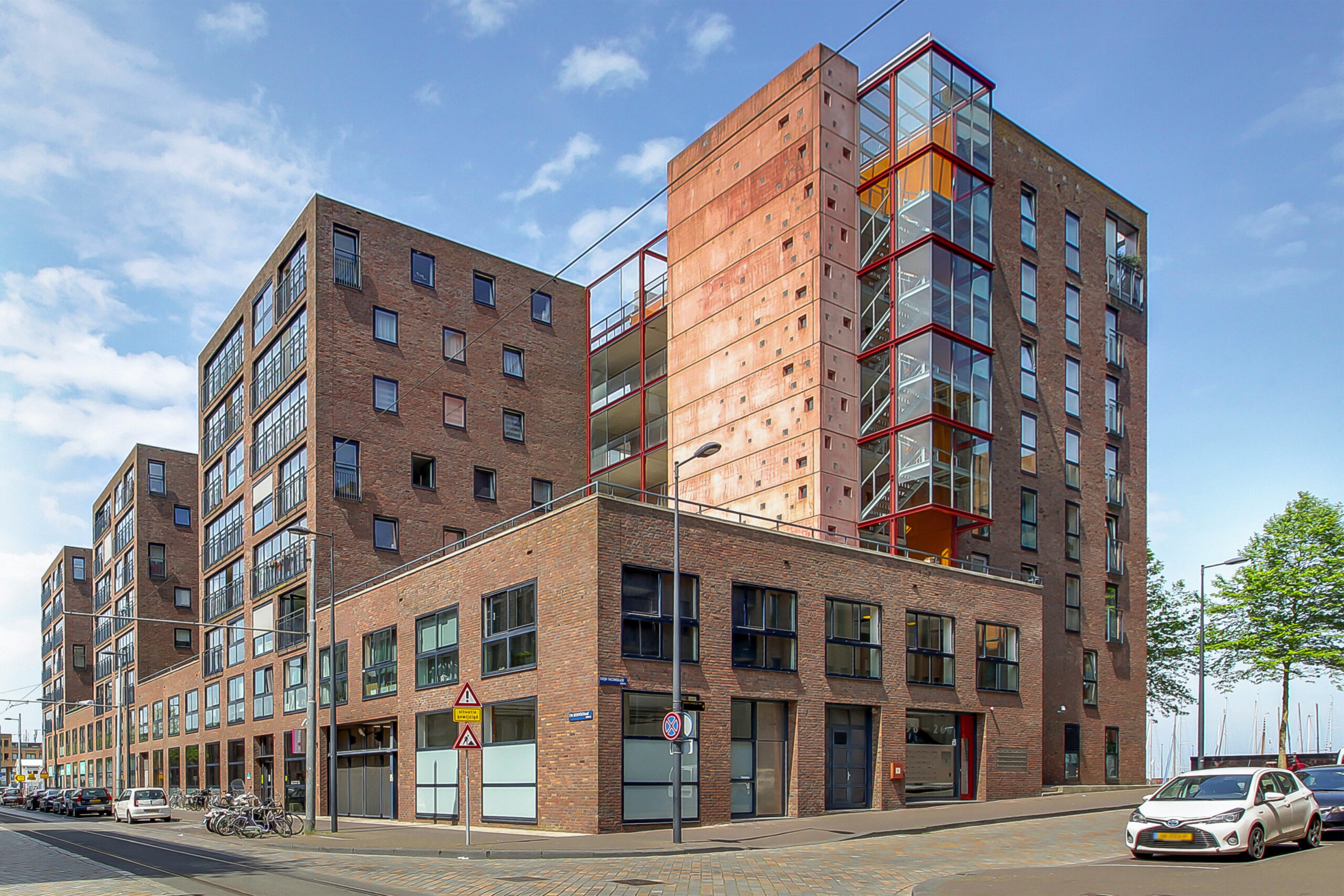 Appartement te huur in Amsterdam aan Krijn Taconiskade 116 – 4 kamers, 192 m²
