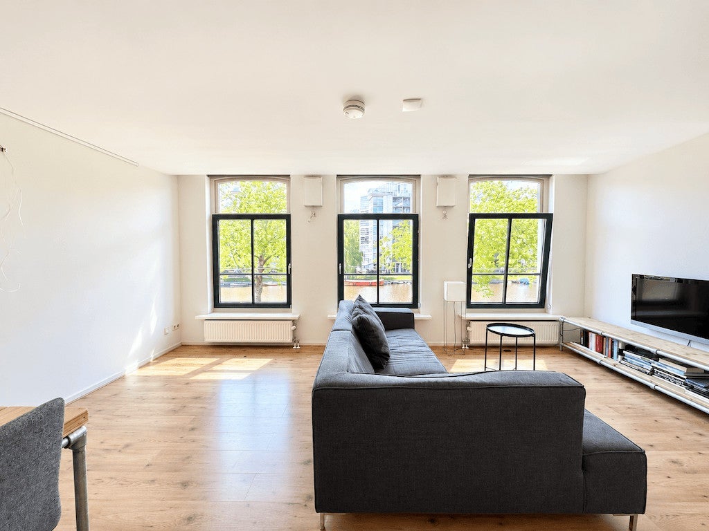 Appartement te huur in Amsterdam aan Mauritskade – 4 kamers, 80 m²