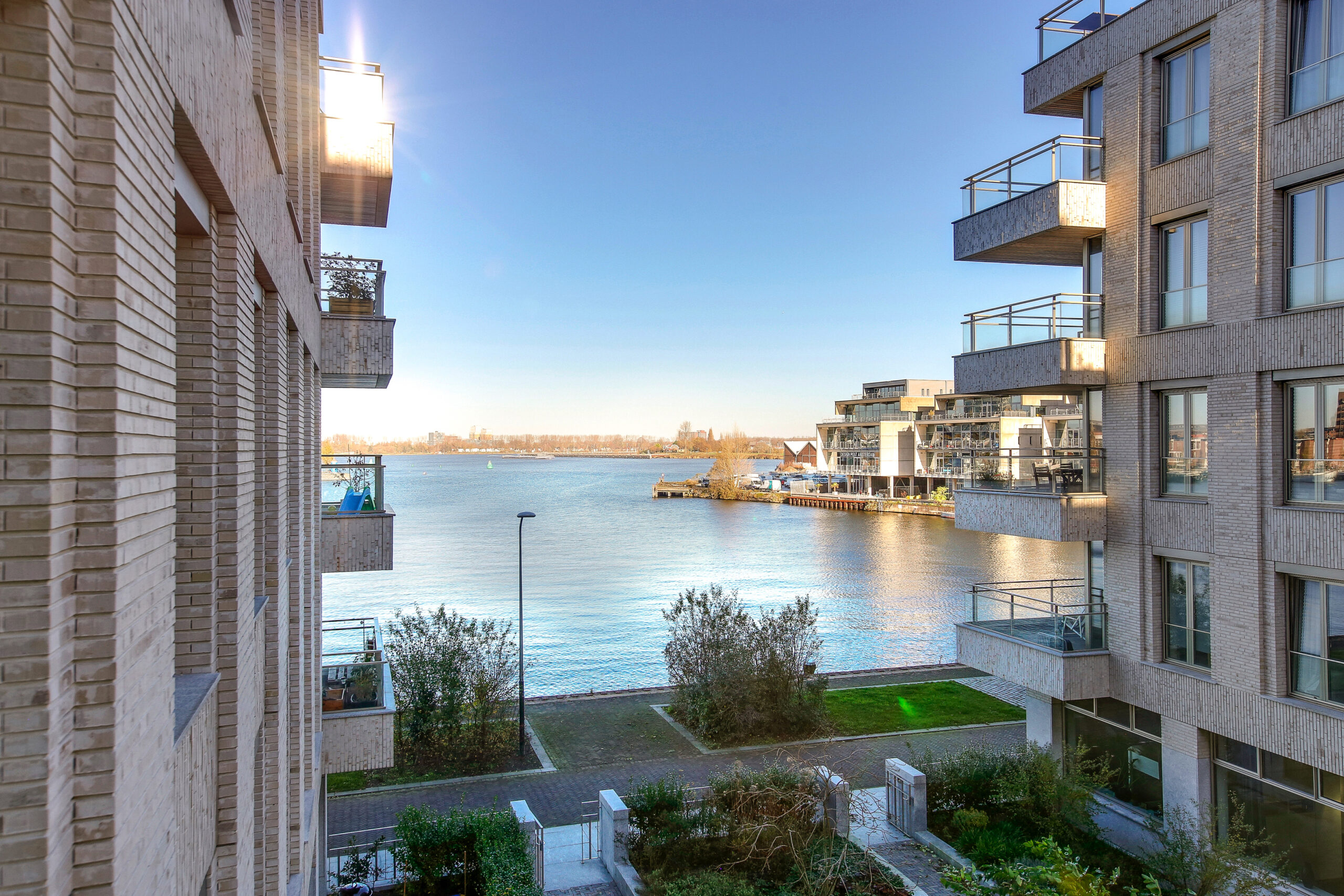 Appartement te huur in Amsterdam aan Mortelstraat 42 – 4 kamers, 90 m²