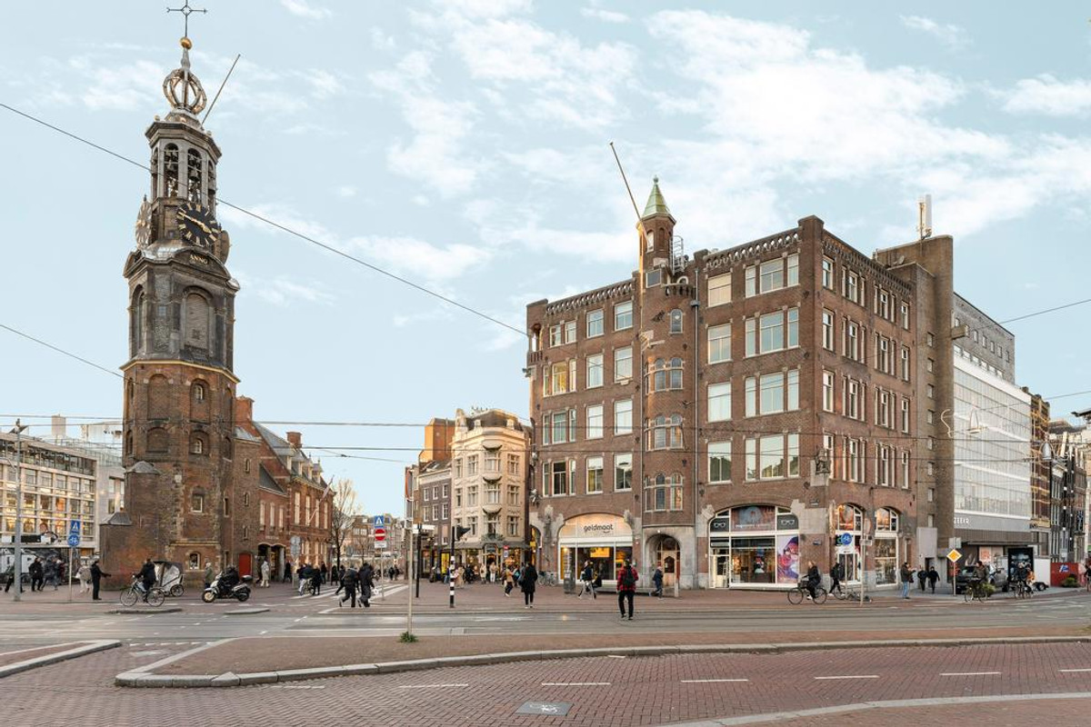 Appartement te huur in Amsterdam aan Muntplein 2 – 2 kamers, 65 m²
