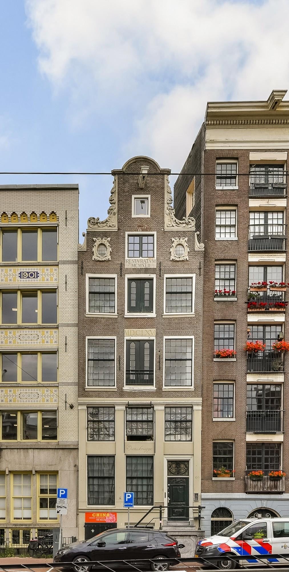 Appartement te huur in Amsterdam aan Nieuwezijds Voorburgwal – 3 kamers, 55 m²