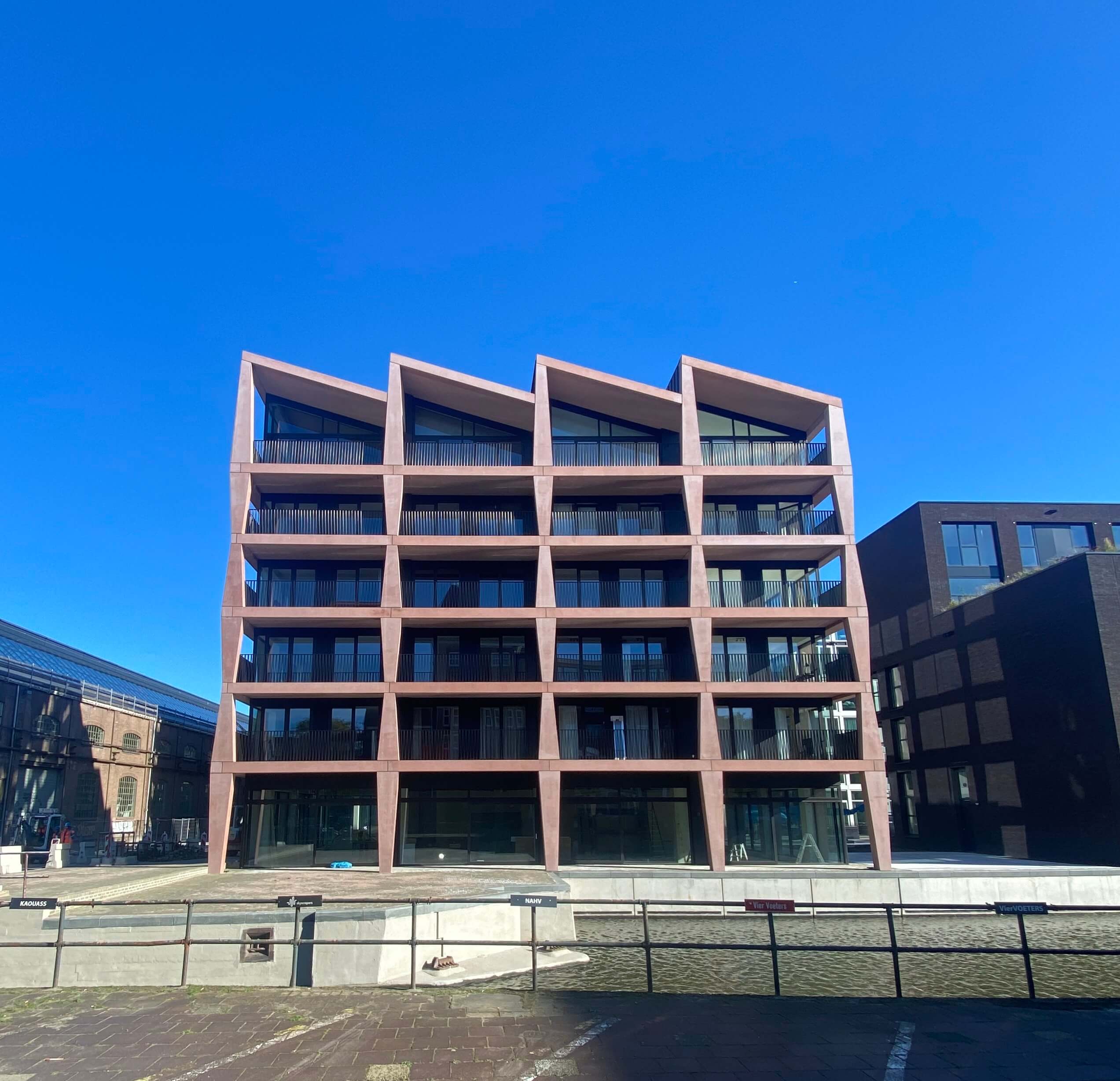 Appartement te huur in Amsterdam aan Oostenburgermiddenstraat 2 – 275 m²