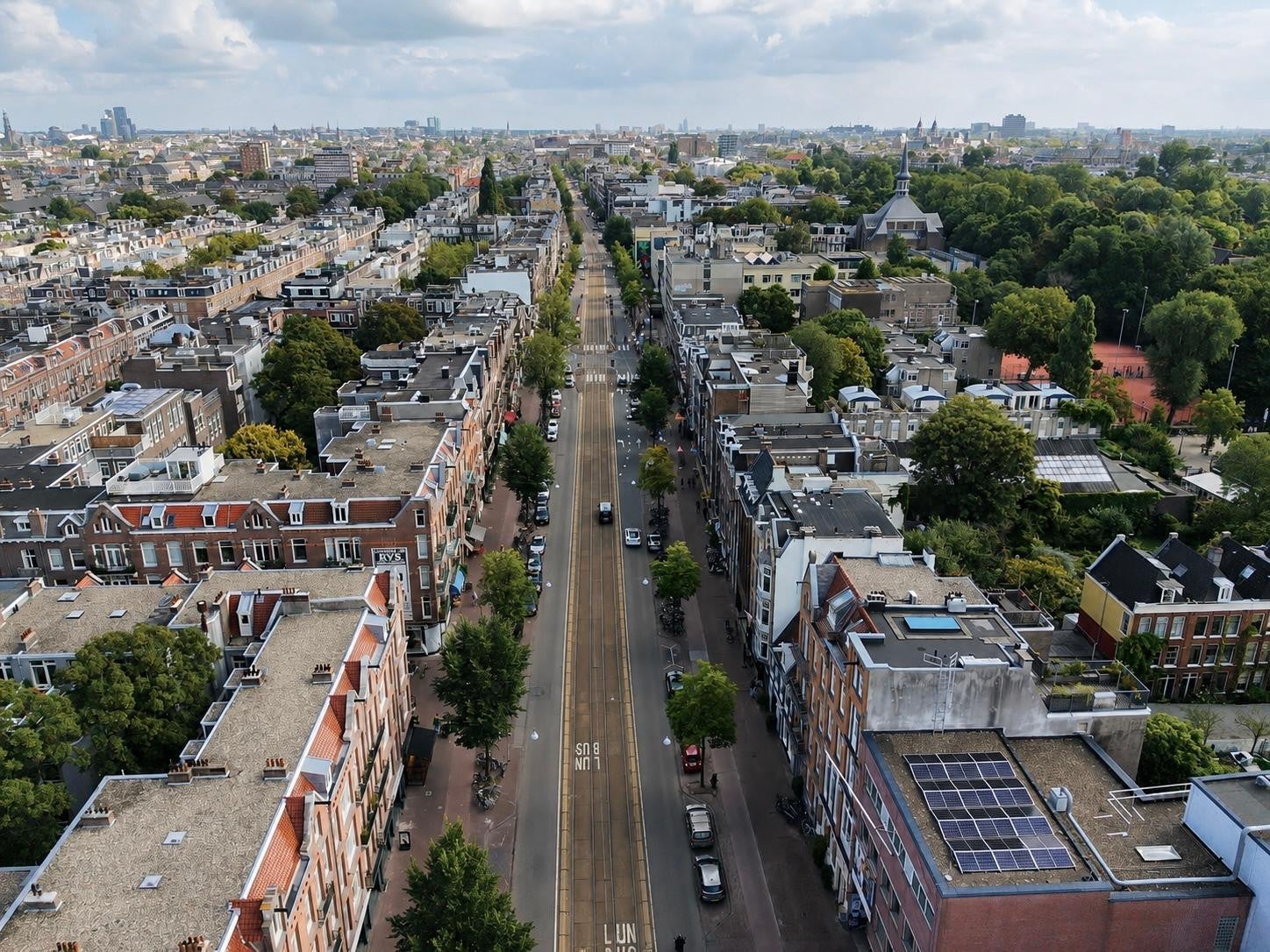 Appartement te huur in Amsterdam aan Overtoom – 4 kamers, 69 m²