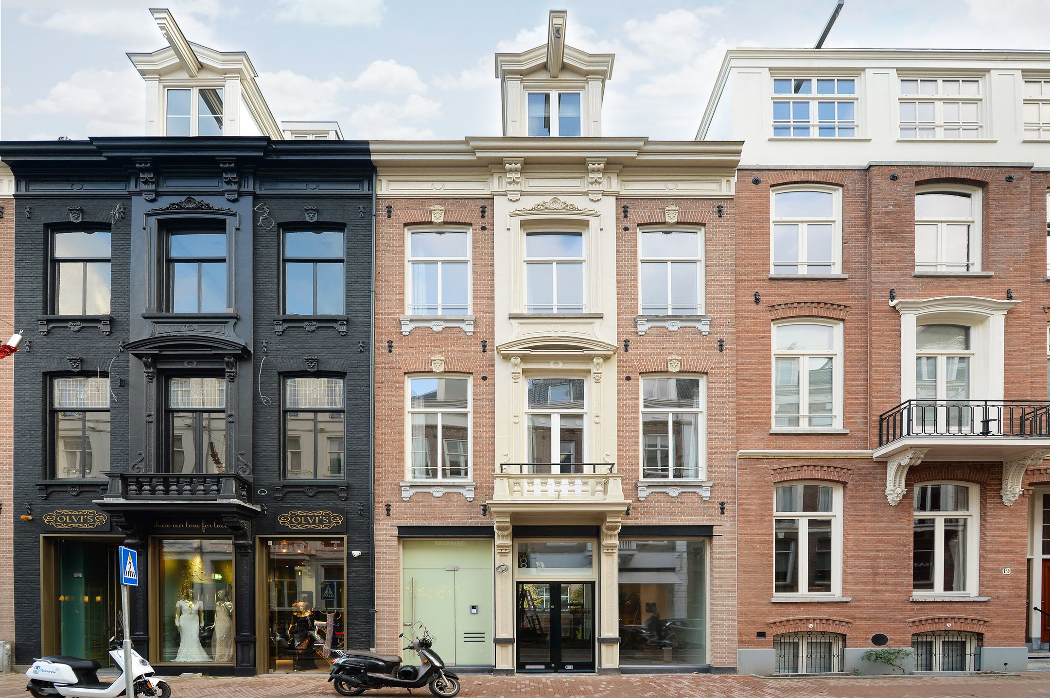 Appartement te huur in Amsterdam aan Pieter Cornelisz. Hooftstraat 17 – 3 kamers, 60 m²