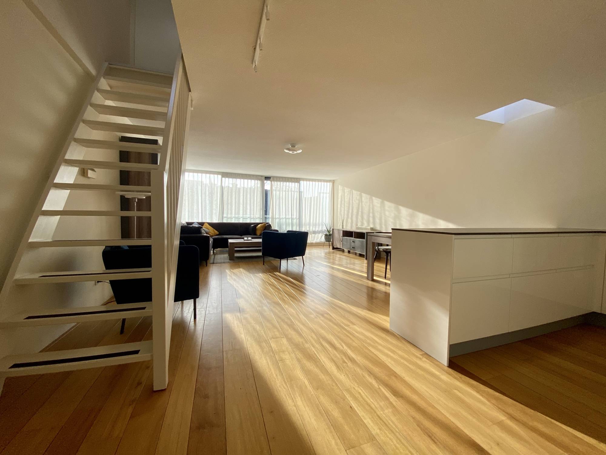 Huis te huur in Amsterdam aan Scheepstimmermanstraat – 5 kamers, 152 m²