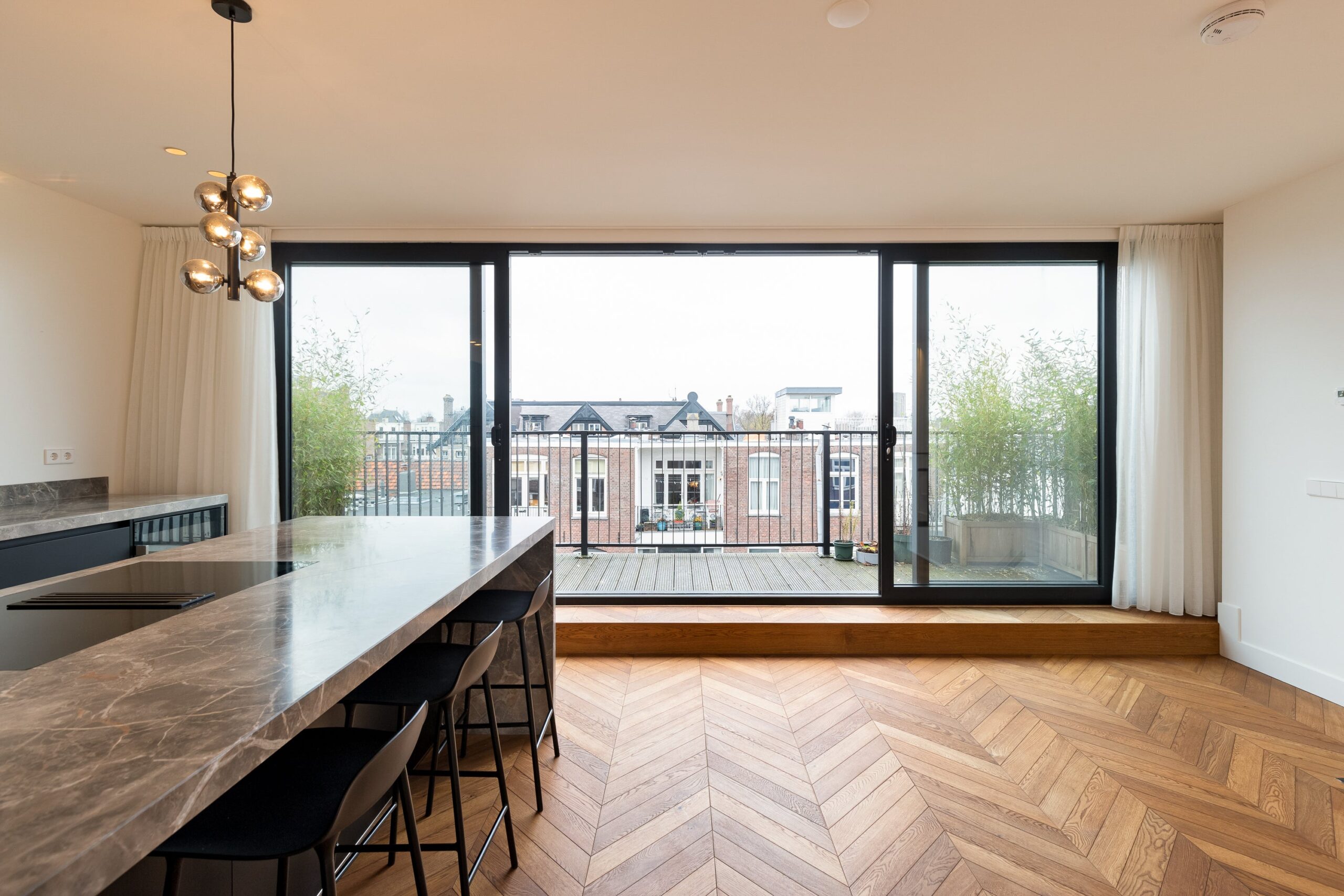 Appartement te huur in Amsterdam aan Valeriusstraat – 5 kamers, 143 m² (foto 8)