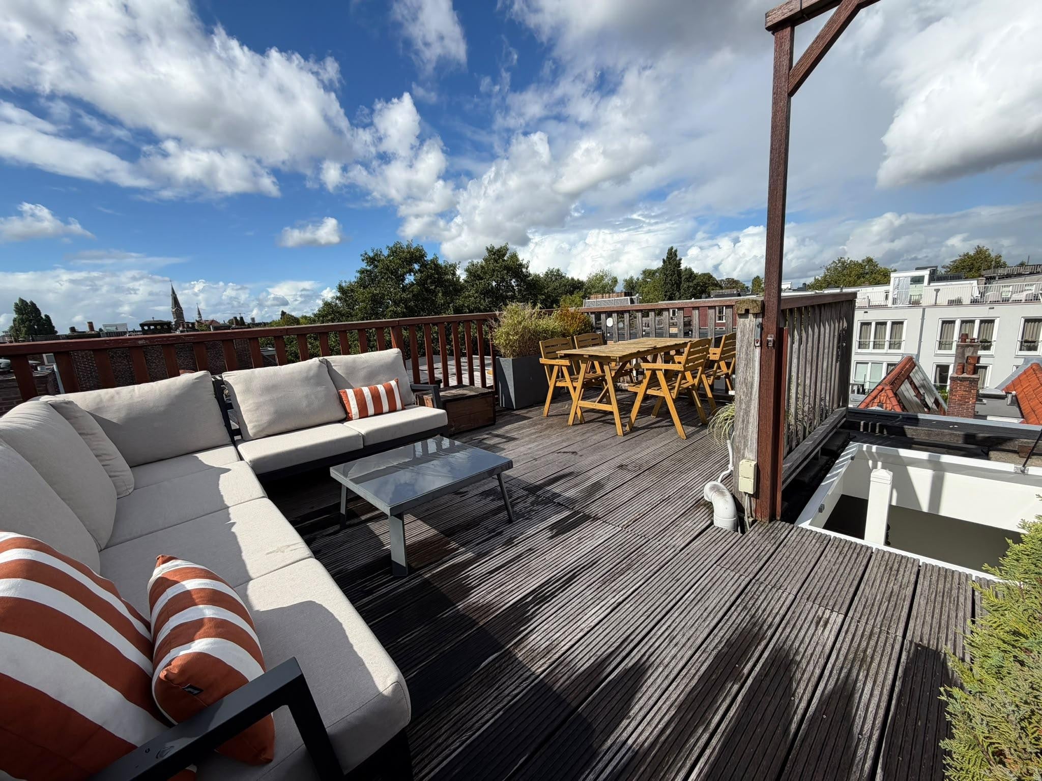 Appartement te huur in Amsterdam aan Van Ostadestraat – 4 kamers, 92 m²