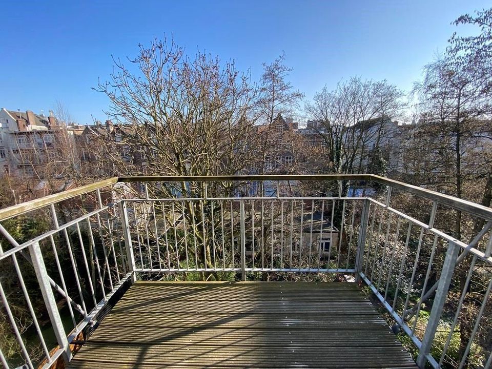 Appartement te huur in Amsterdam aan Vossiusstraat – 3 kamers, 120 m²