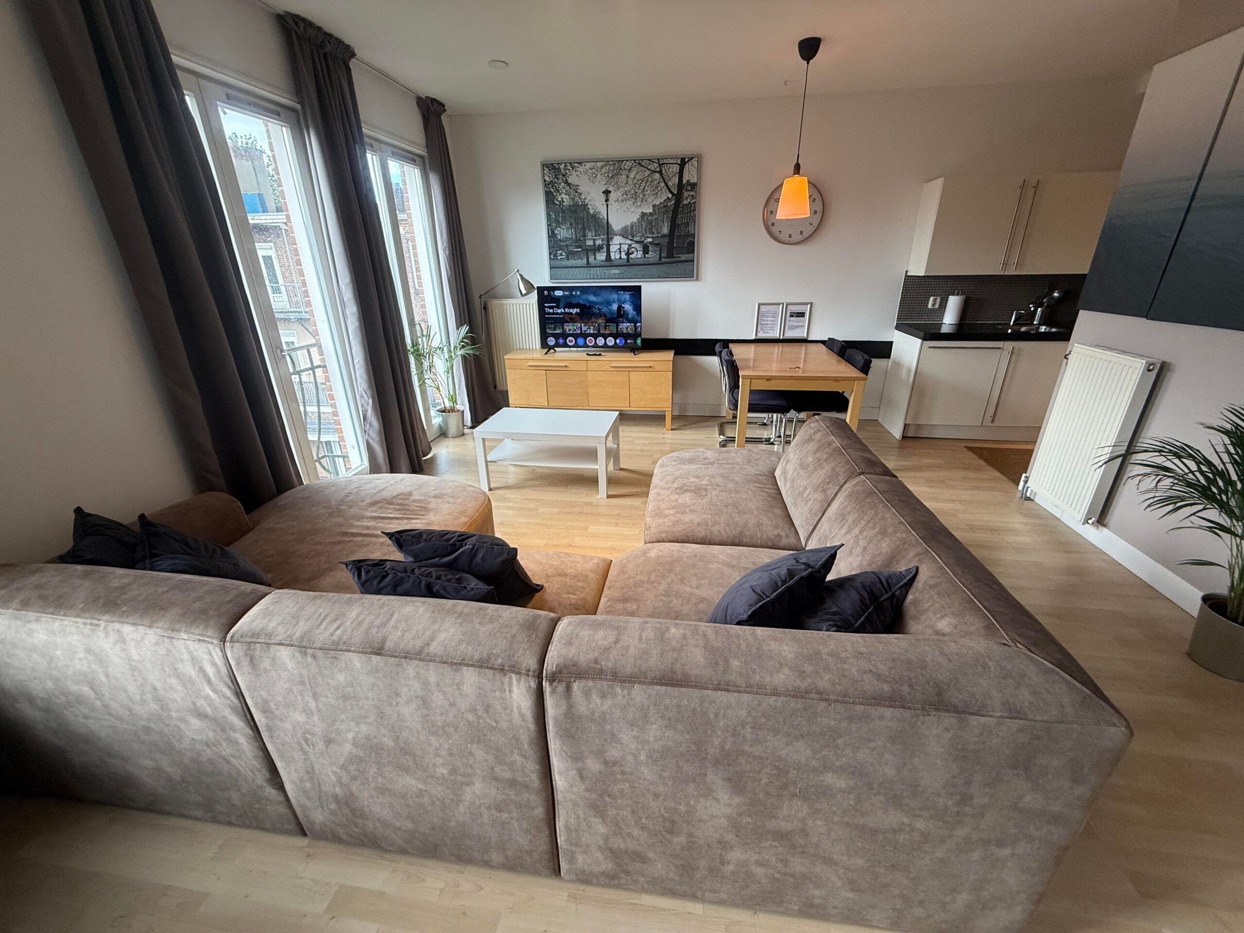 Appartement te huur in Amsterdam aan Vrijheidslaan 6B – 3 kamers, 85 m²