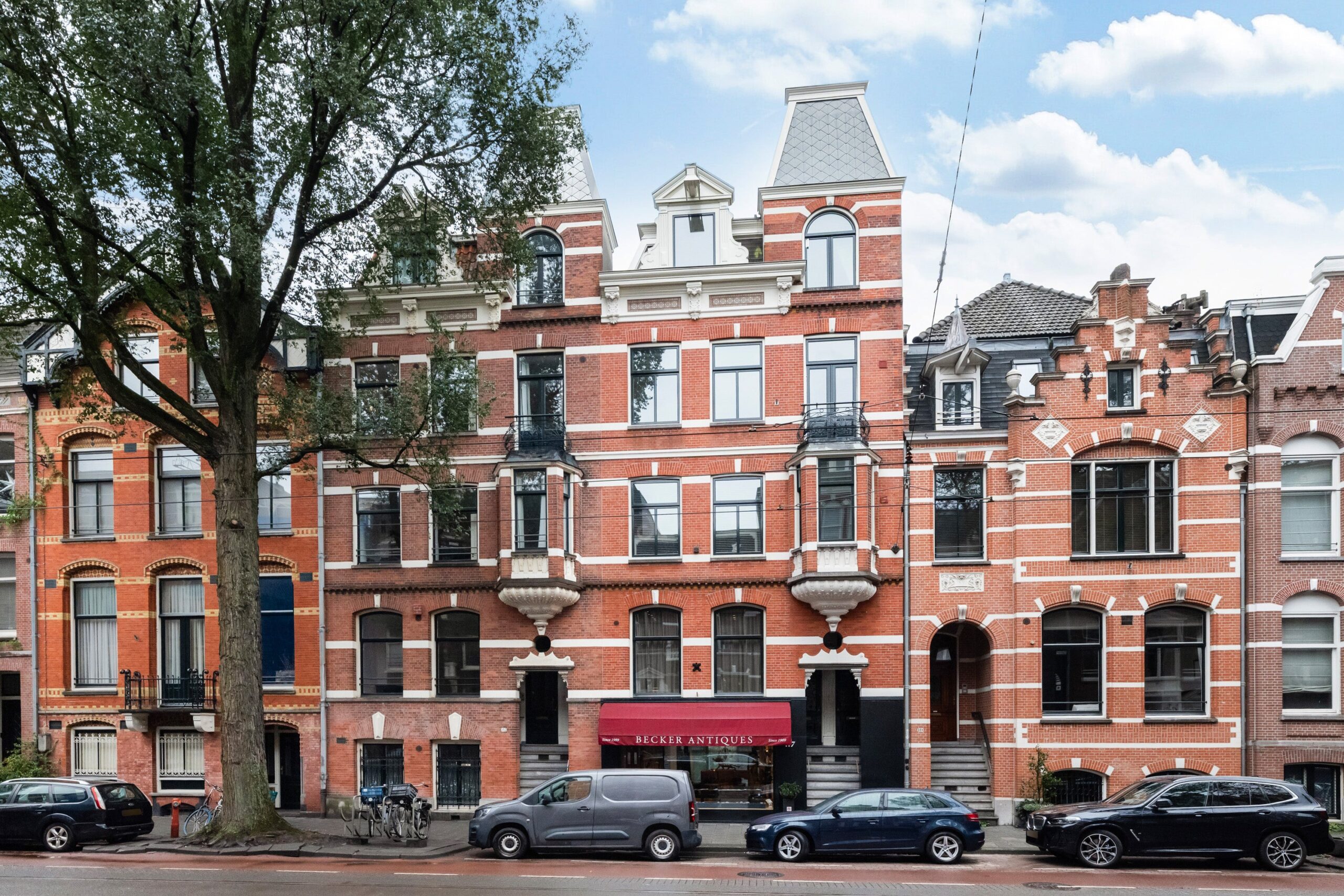 Appartement te huur in Amsterdam aan Willemsparkweg 117-2 – 6 kamers, 156 m²