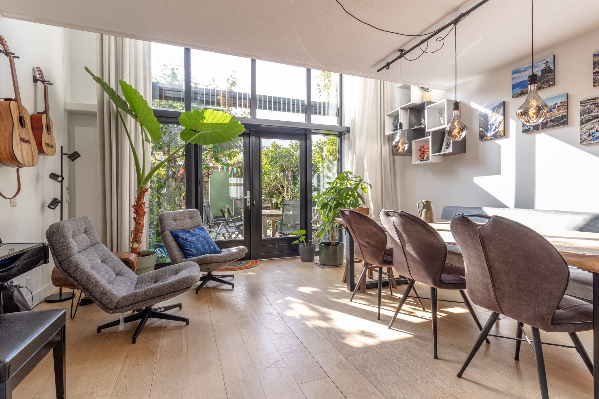 Huis te huur in Amsterdam aan Zwanebloemlaan 312 – 7 kamers, 180 m²