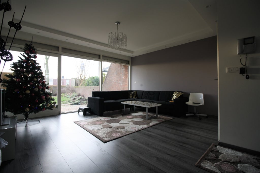 Huis te huur in Bergen op Zoom aan Abeelstraat – 5 kamers, 120 m² (foto 2)