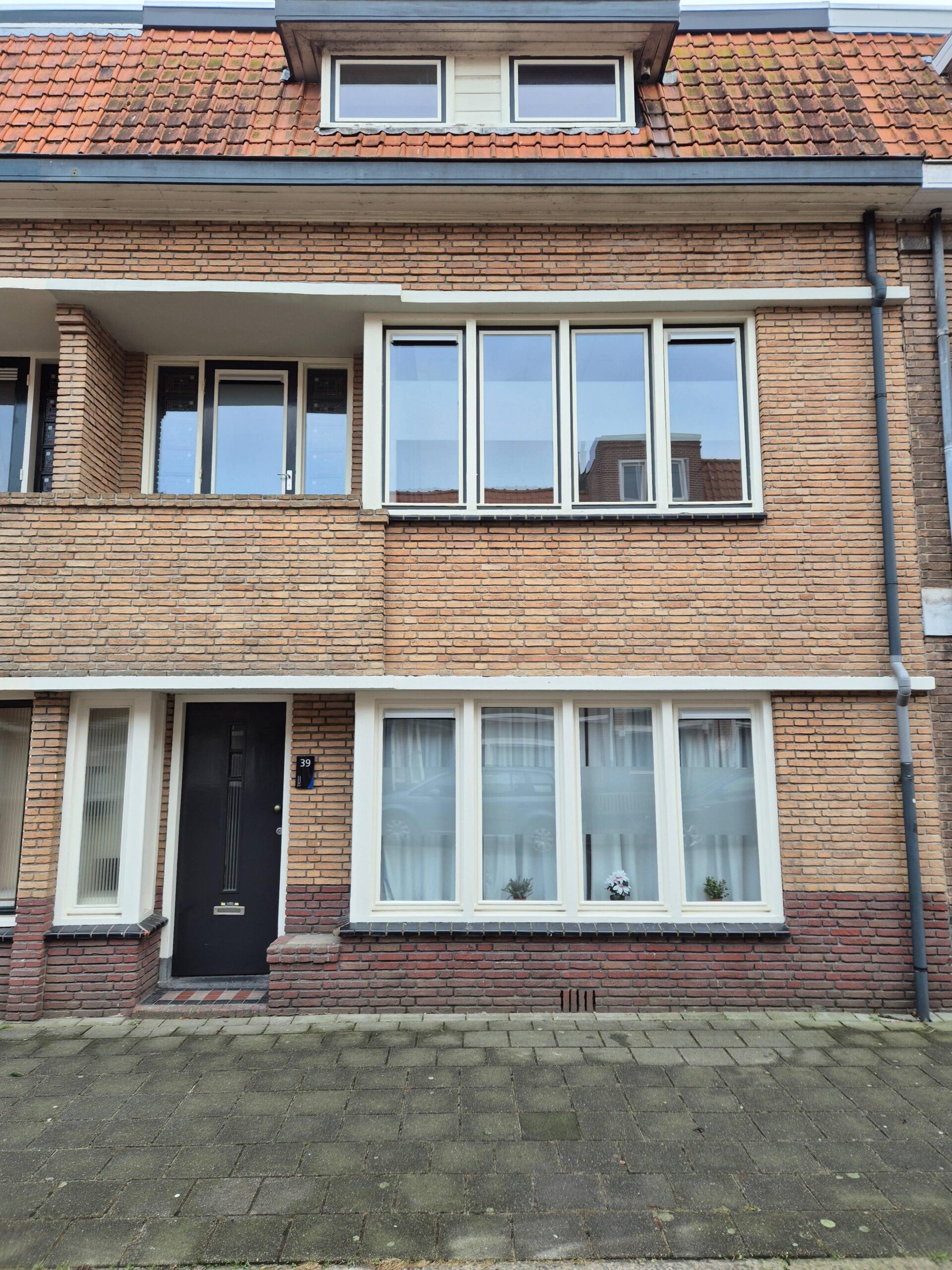 Appartement te huur in Bergen op Zoom aan Burgemeester De Roocklaan – 2 kamers, 55 m²