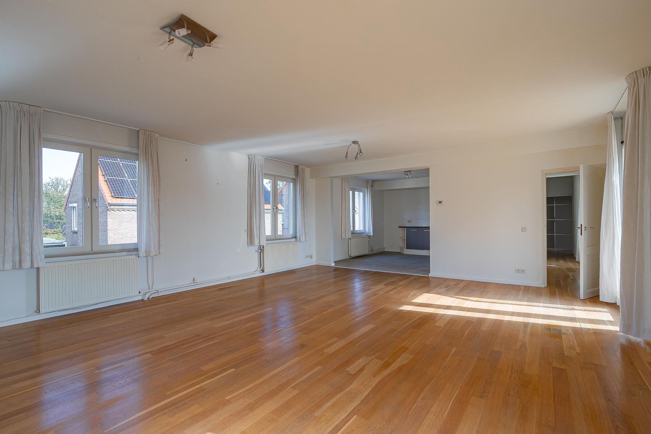 Appartement te huur in Bunde aan Papenweg 93 – 5 kamers, 179 m²