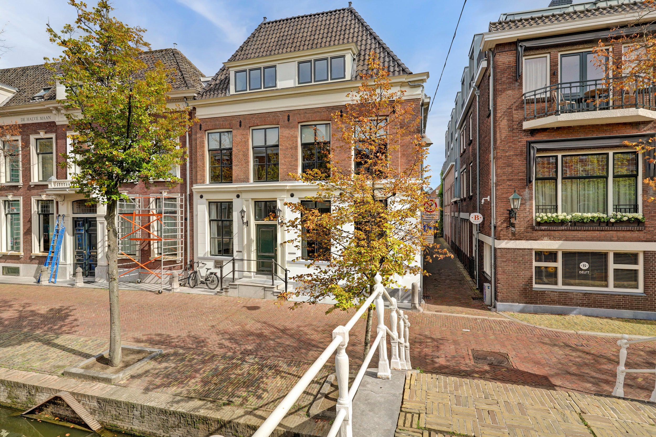 Appartement te huur in Delft aan Koornmarkt 18A – 5 kamers, 208 m²