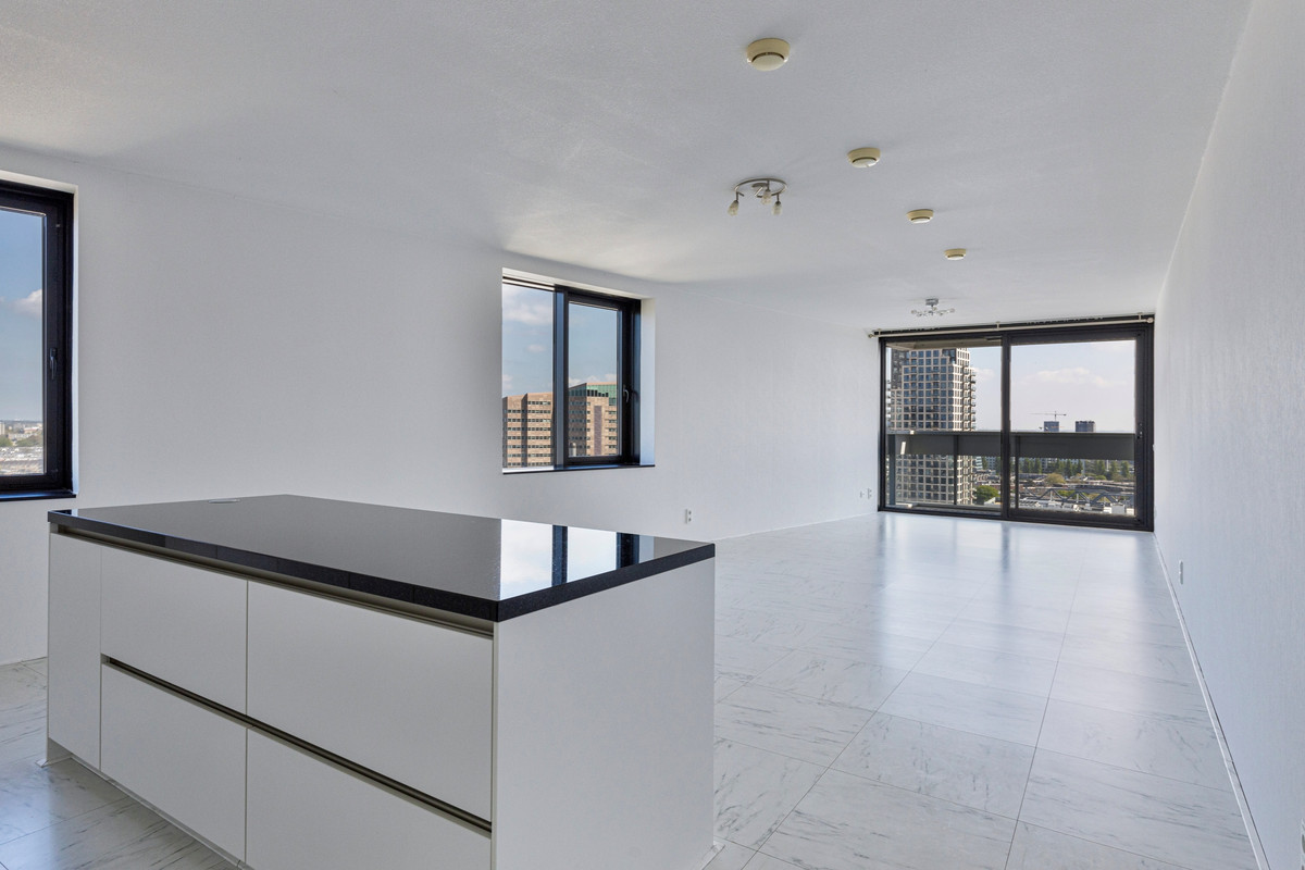Appartement te huur in Den Haag aan Bezuidenhoutseweg 6575 – 3 kamers, 111 m²