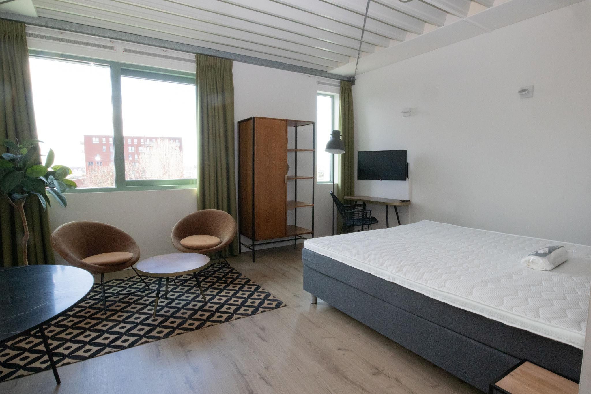 Studio te huur in Den Haag aan Esperantostraat 183 – 1 kamers, 30 m²