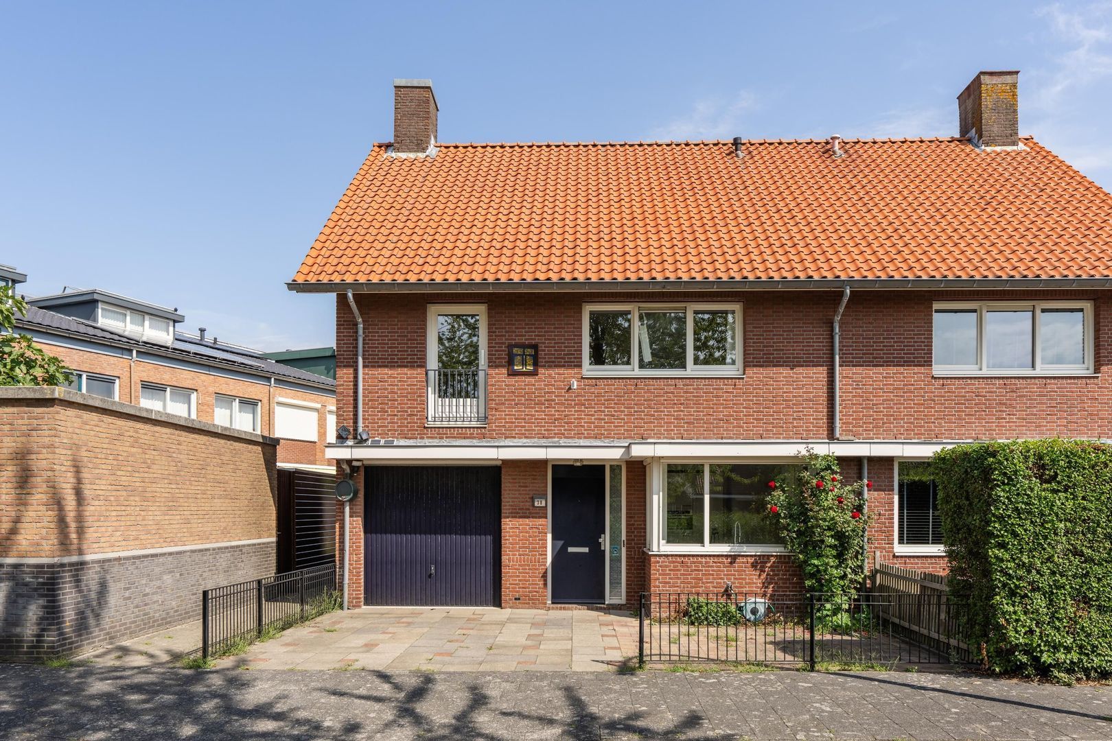 Huis te huur in Den Haag aan Gruttosingel 38 – 7 kamers, 168 m²